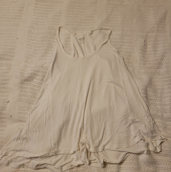 MOSSIMO WHITE FLOWY TANK TOP - Picture 3 of 4